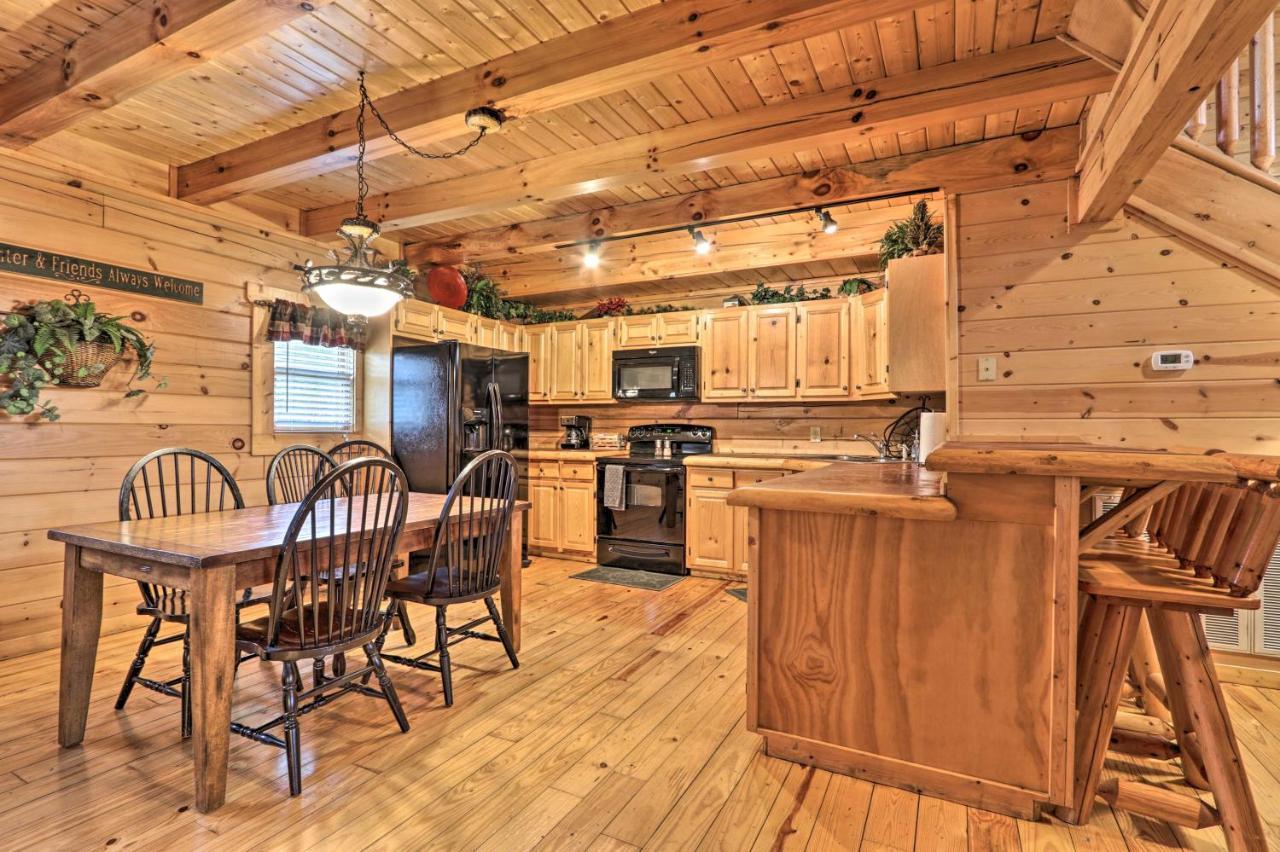 Pigeon Forge Cabin With Games, 1 Mi To Parkway! Kültér fotó