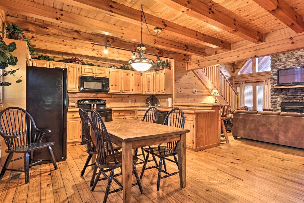 Pigeon Forge Cabin With Games, 1 Mi To Parkway! Kültér fotó