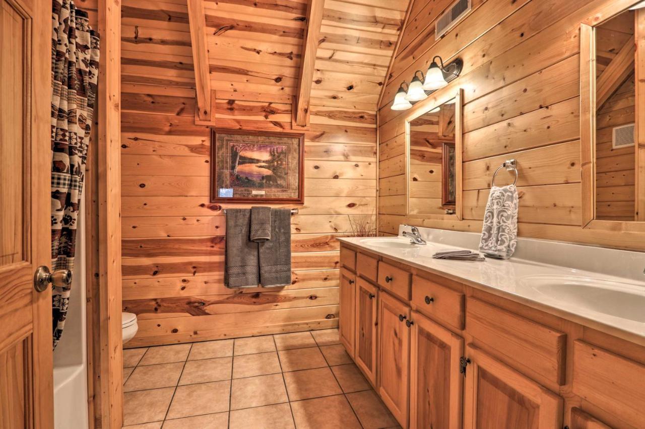 Pigeon Forge Cabin With Games, 1 Mi To Parkway! Kültér fotó